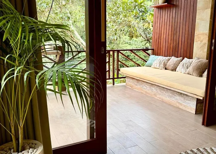 Superior One-bedroom With Balcony * ウブド
