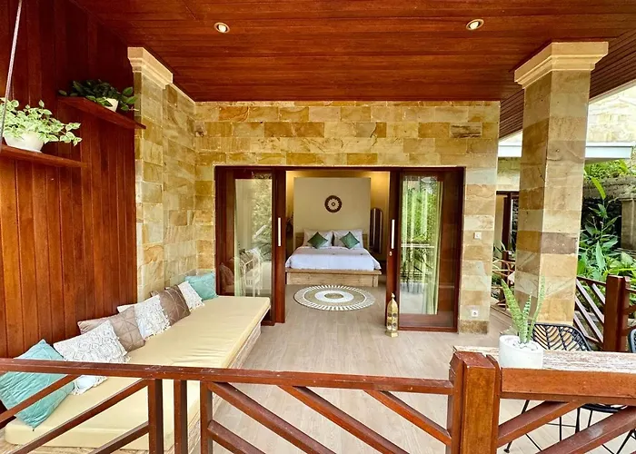 Superior One-bedroom With Balcony *